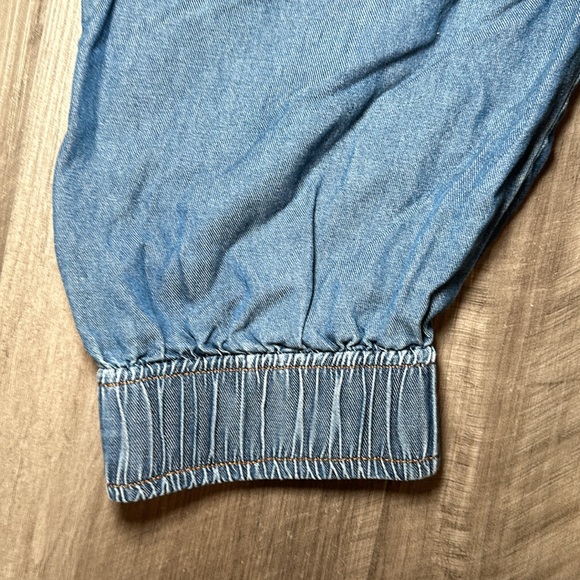 Serra Retreat by Joie Rucker Malibu Springs Cargo Jean Pants - 34/14 - Picture 3 of 11